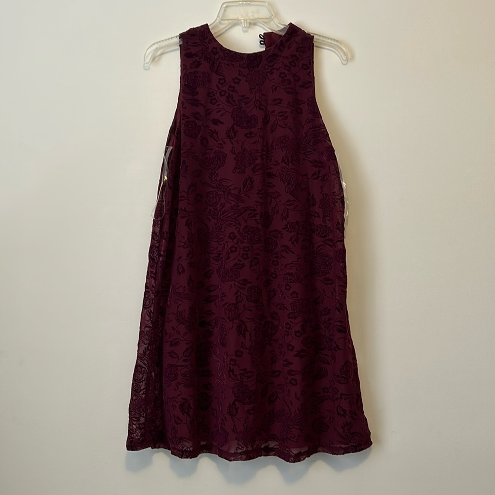 Speechless maroon velvet style dress SZ L